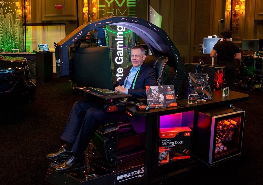 CES Hot Imperator Works IW R1  - Leather Work Is reseña y precio